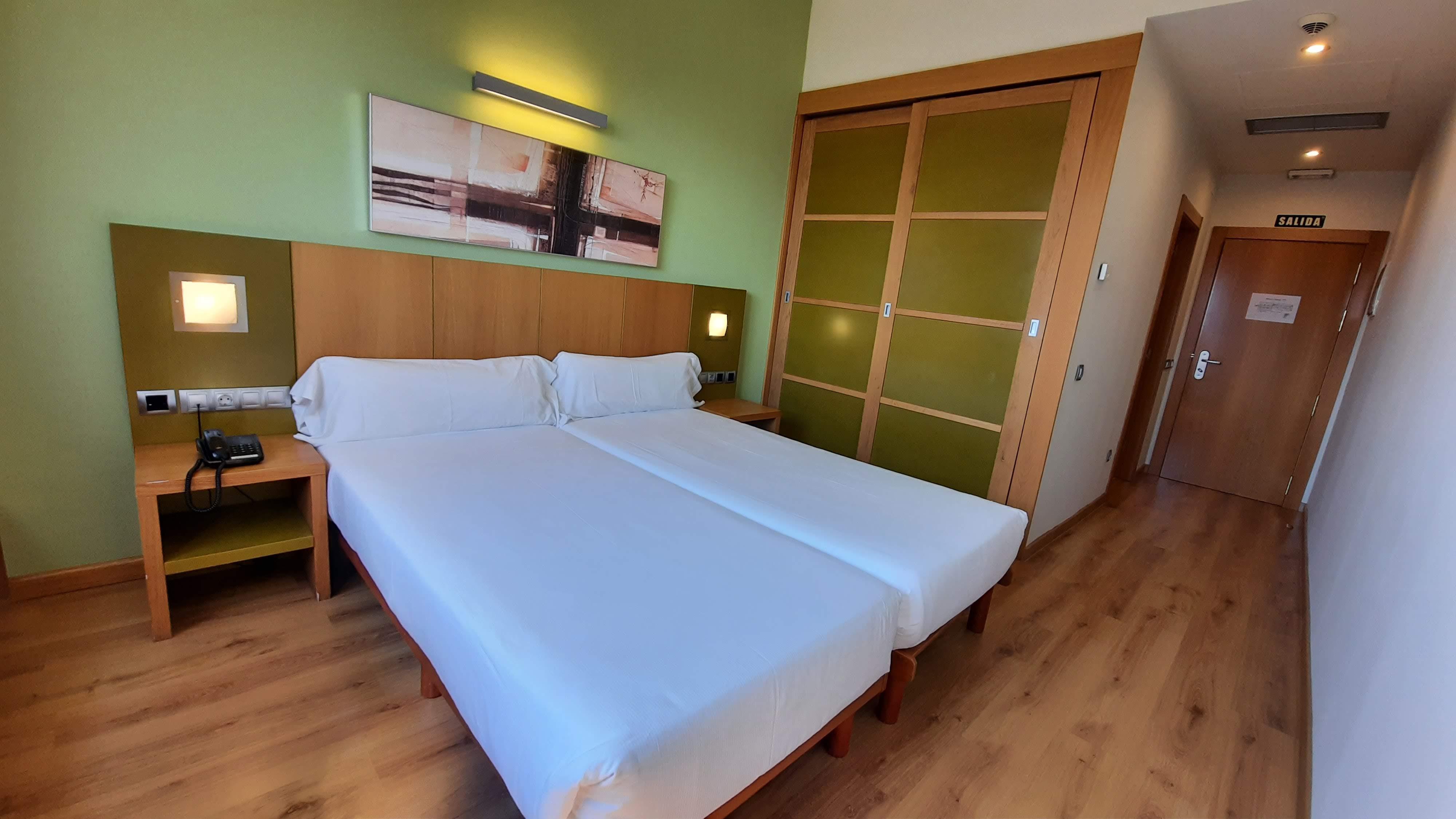 Hotel La Borona Gijón Extérieur photo