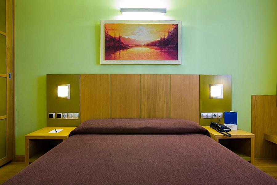 Hotel La Borona Gijón Extérieur photo