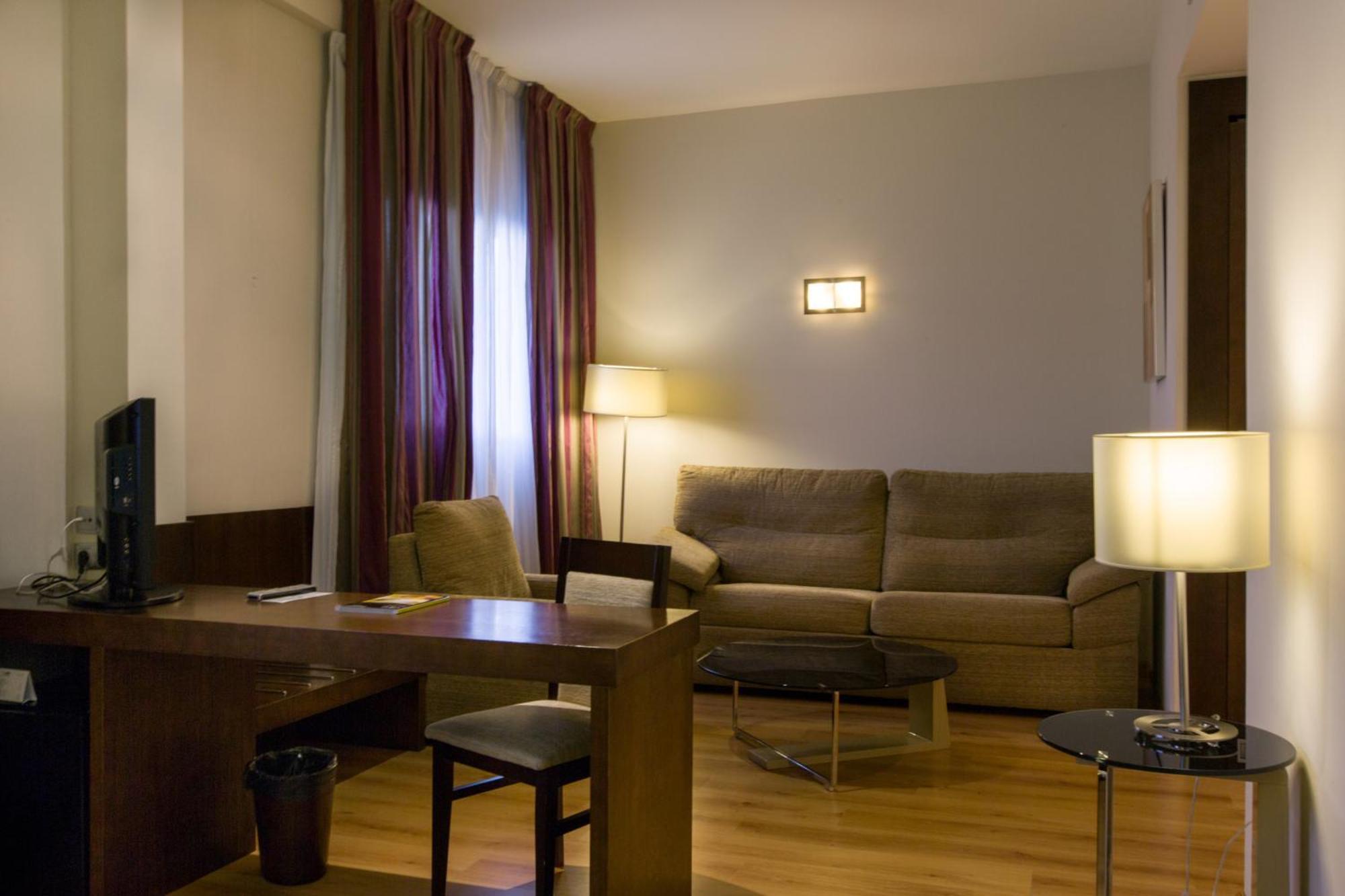Hotel La Borona Gijón Chambre photo